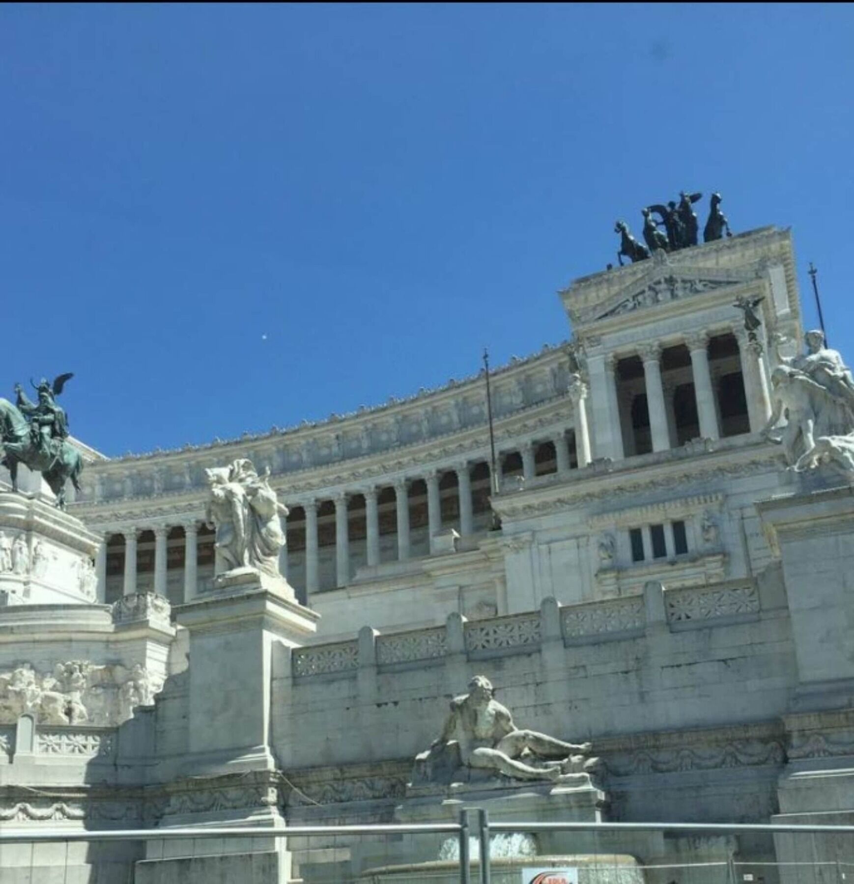 Castello Maggiore Pensión Roma